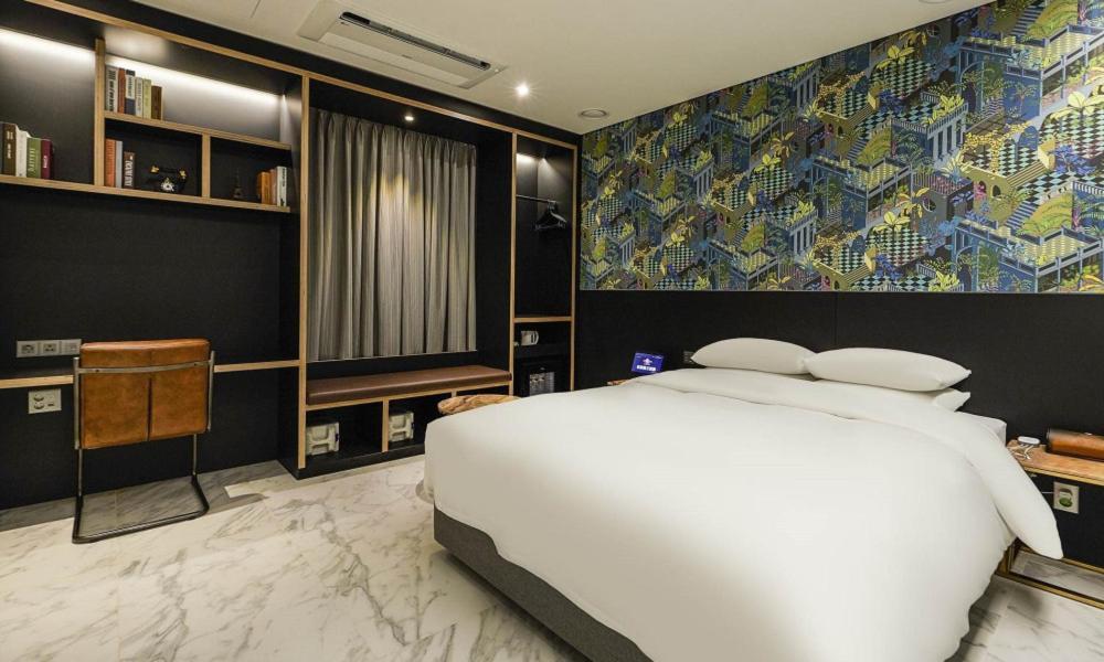 Incheon Guwol Hotel Bay 204 Buitenkant foto